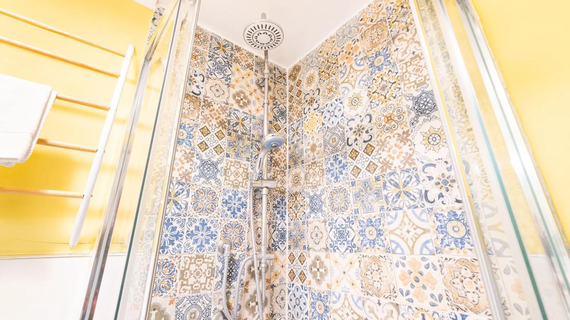 Room21 By Domusextra Naples Apartment