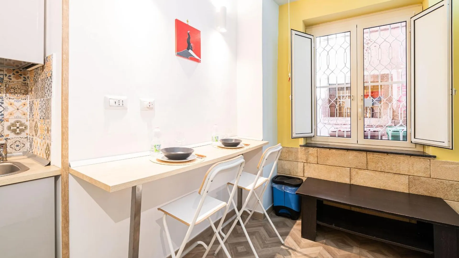 Room21 By Domusextra Naples Italy